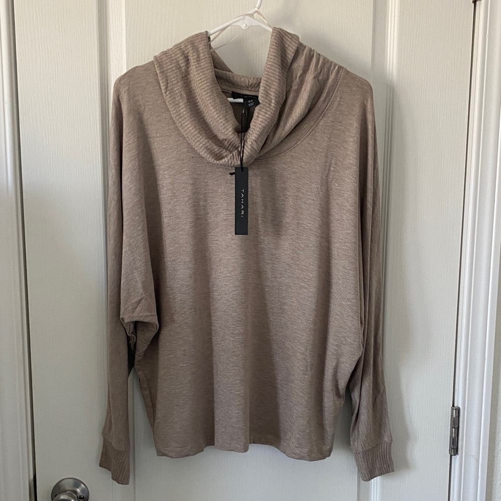 🆕 Beige Turtleneck Sweater